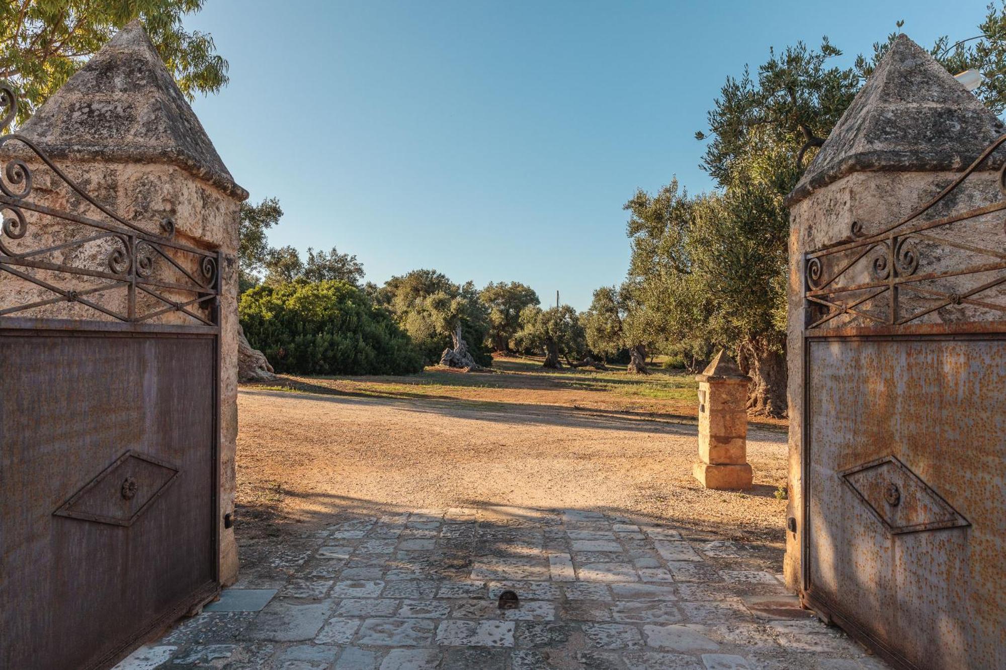 Masseria Brigantino Villa Torre Canne Exterior photo